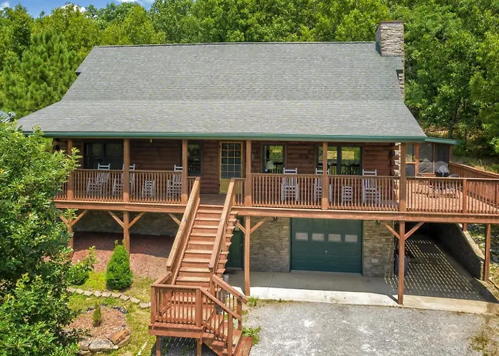Casa de férias Wraparound Deck, Screened In Hot Tub Carbondale