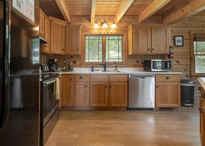 Holiday home Luxury Log W Hot Tub Near *