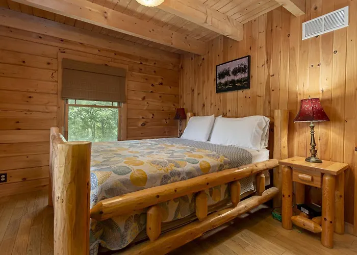 Luxury Log W Hot Tub Near Carbondale